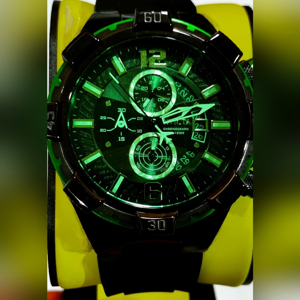 Invicta 50.5mm Aviator Green Tinted Dial With A Black Silicone Band